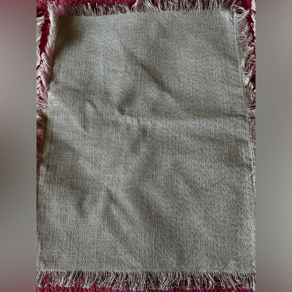 Sparkly holiday placemats - Picture 3 of 5